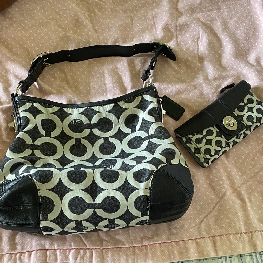 Coach set - Picture 3 of 11